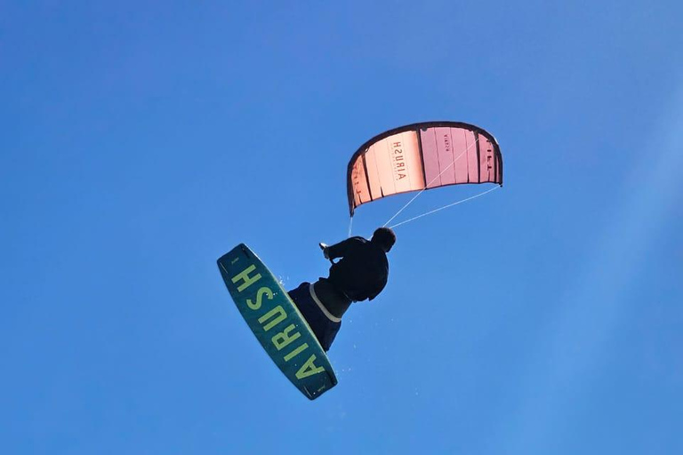 Sakalava Bay: Enjoy sailing & kitesurfing. Ideal lagoon, guaranteed wind Sailing & Kite Option: Equipment and coaching included