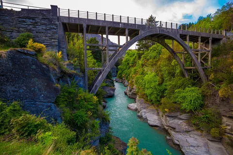 Queenstown: Ale Trail Self-Guided Bike Tour with Shuttle