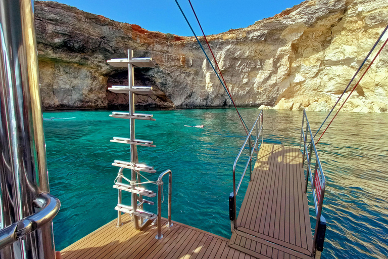 Mellieha: Comino, Crystal & Blue Lagoon 2 Bay Evening Cruise