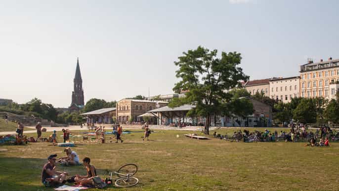 small group tour "wild kreuzberg"