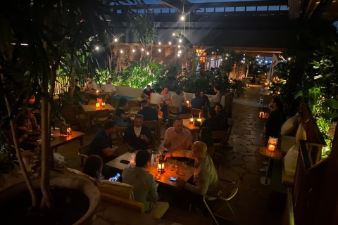 Visite nocturne de Medellín : Toits, fêtes locales et clubs technoMedellín : Visite exclusive de la vie nocturne : Les toits et les clubs