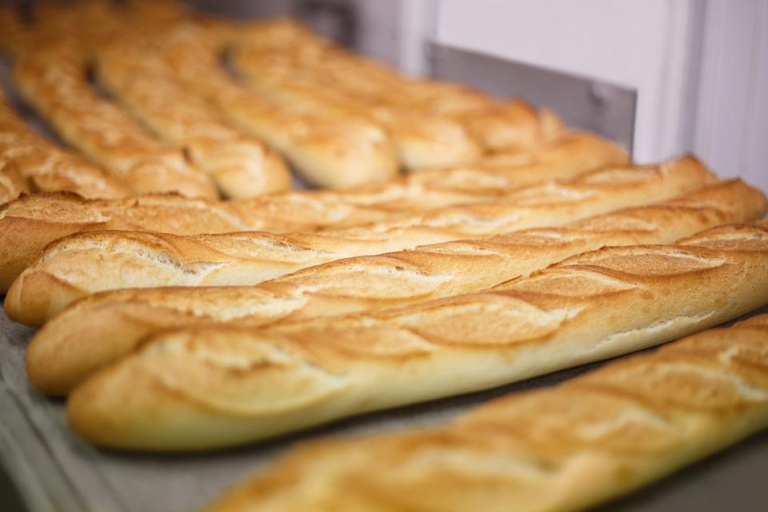 Paris : les coulisses d’une boulangerie française
