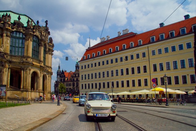 Visit Dresden 75-Minute Trabi Safari in Lisbon