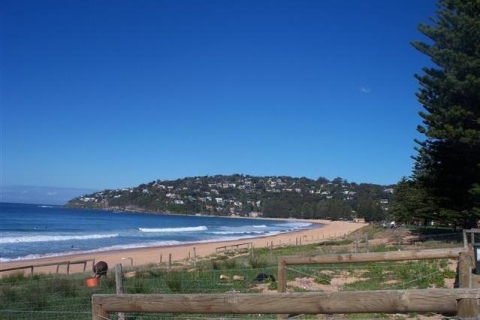 From Sydney: Location Tour of Home and Away "Home and Away" Tour - Meet an Actor