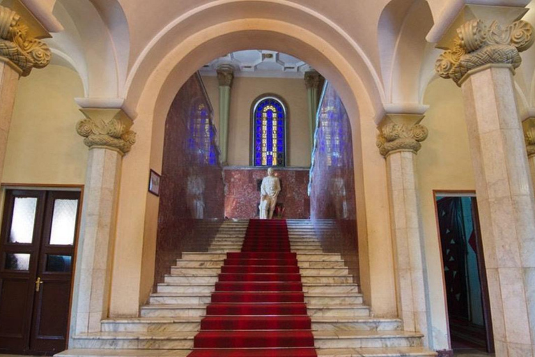 2-Day Tour: Magical Retro Car Tbilisi & Mtskheta Uplistsikhe