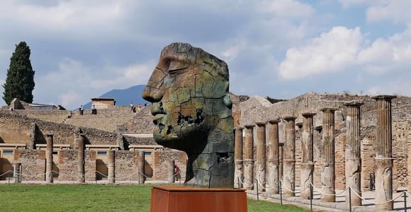 From Amalfi: Pompeii Half-Day Tour with Tourist Guide