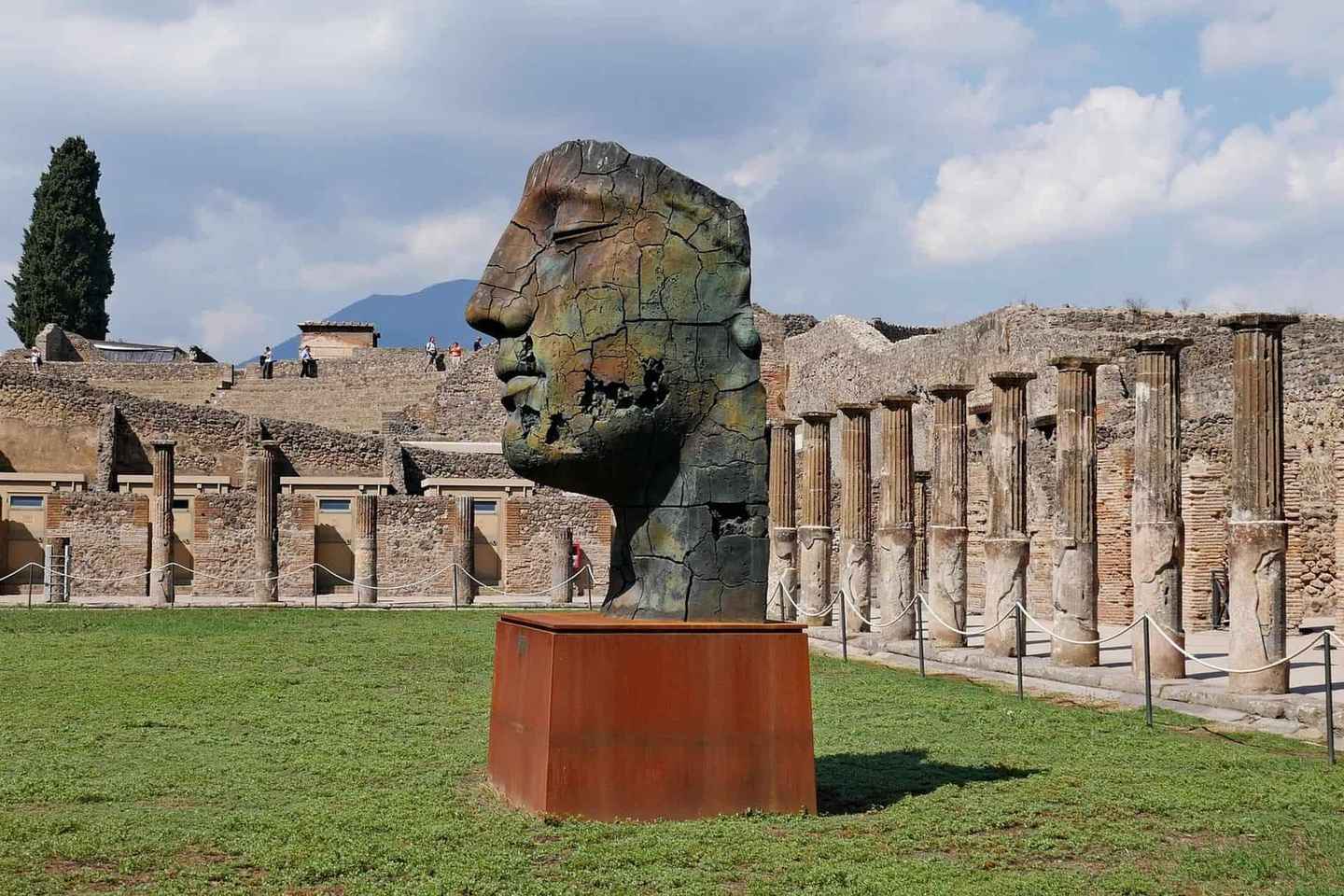 From Amalfi: Pompeii Half-Day Tour with Tourist Guide - From Amalfi: Pompeii Half-Day Tour with Tourist Guide