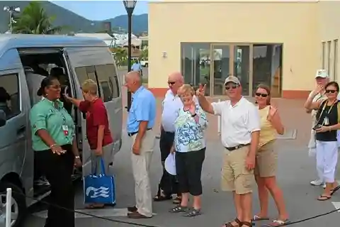 St. Kitts Private 1-Way Airport Transfer