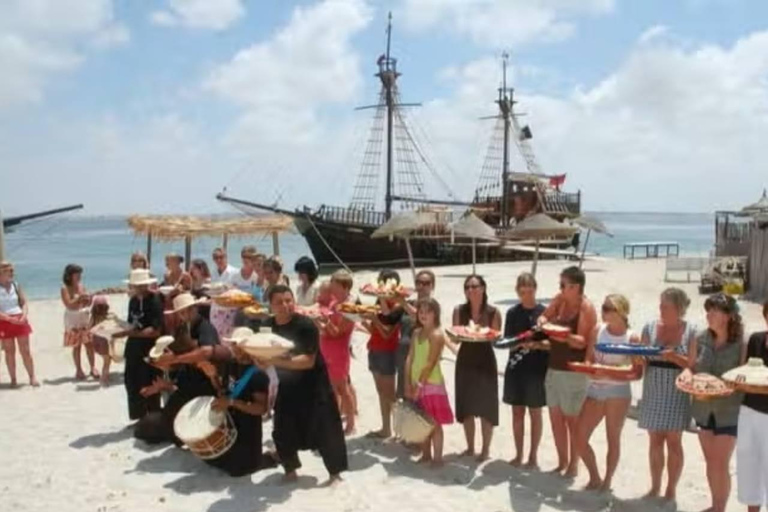 Djerba: Pirate boat Cruise to the flamingo island with lunch