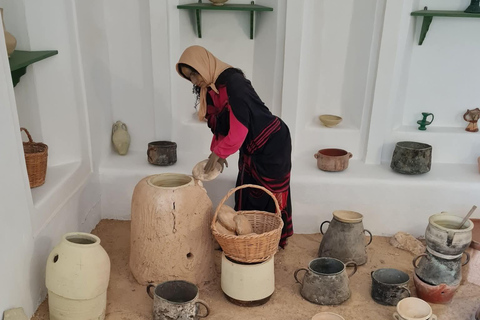 Authentic Djerba: Guellala Museum, Oil Mill & Introduction to Pottery Artisanal Djerba: Guellala Museum, Oil Mill & Introduction to Pottery