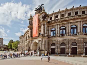 Kombiticket Dresden: Führung Semperoper & Altstadt Kombiticket Dresden: Führung Semperoper & Altstadt