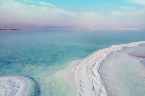 Entdecke das Tote Meer auf einer Halbtagestour von Amman ausNur Transport.