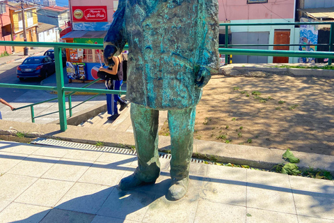 Chile: Valparaíso & Viña del Mar in 1 Day: Must-Sees of the Central Coast Chile: Valparaíso & Viña del Mar in 1 Day: Must-sees of the Central Coast