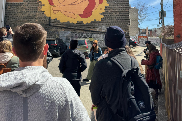 Toronto: Street Art and Graffiti Tour Run by Street Artist