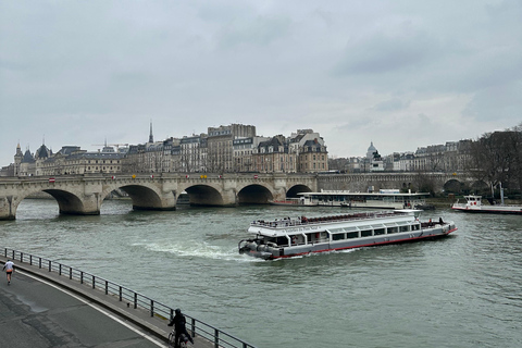 Paryż: Wycieczka piesza po mieście i rejs po Sekwanie