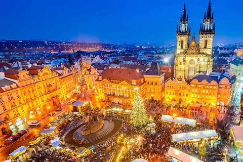 From Vienna: Private Day Trip to Budapest with City Tour