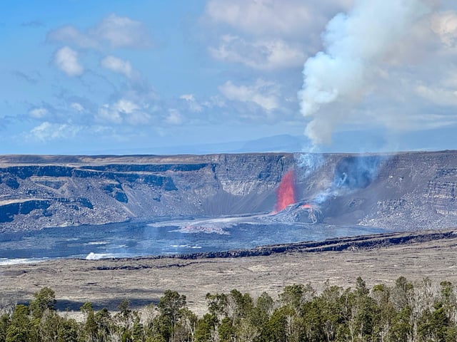 Hilo: Hawaii Volcanoes National Park and Hilo Highlights …