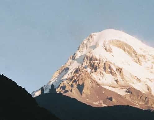 mount kazbegi day tour from tbilisi