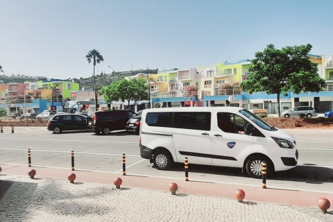 Privater Transfer von Albufeira zum Flughafen Faro mit dem MinibusPrivater Transfer von Albufeira zum Flughafen Faro von 00.00 -06.00
