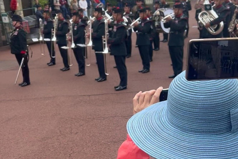Hampton Court Palace und Schloss Windsor Private Car Tour