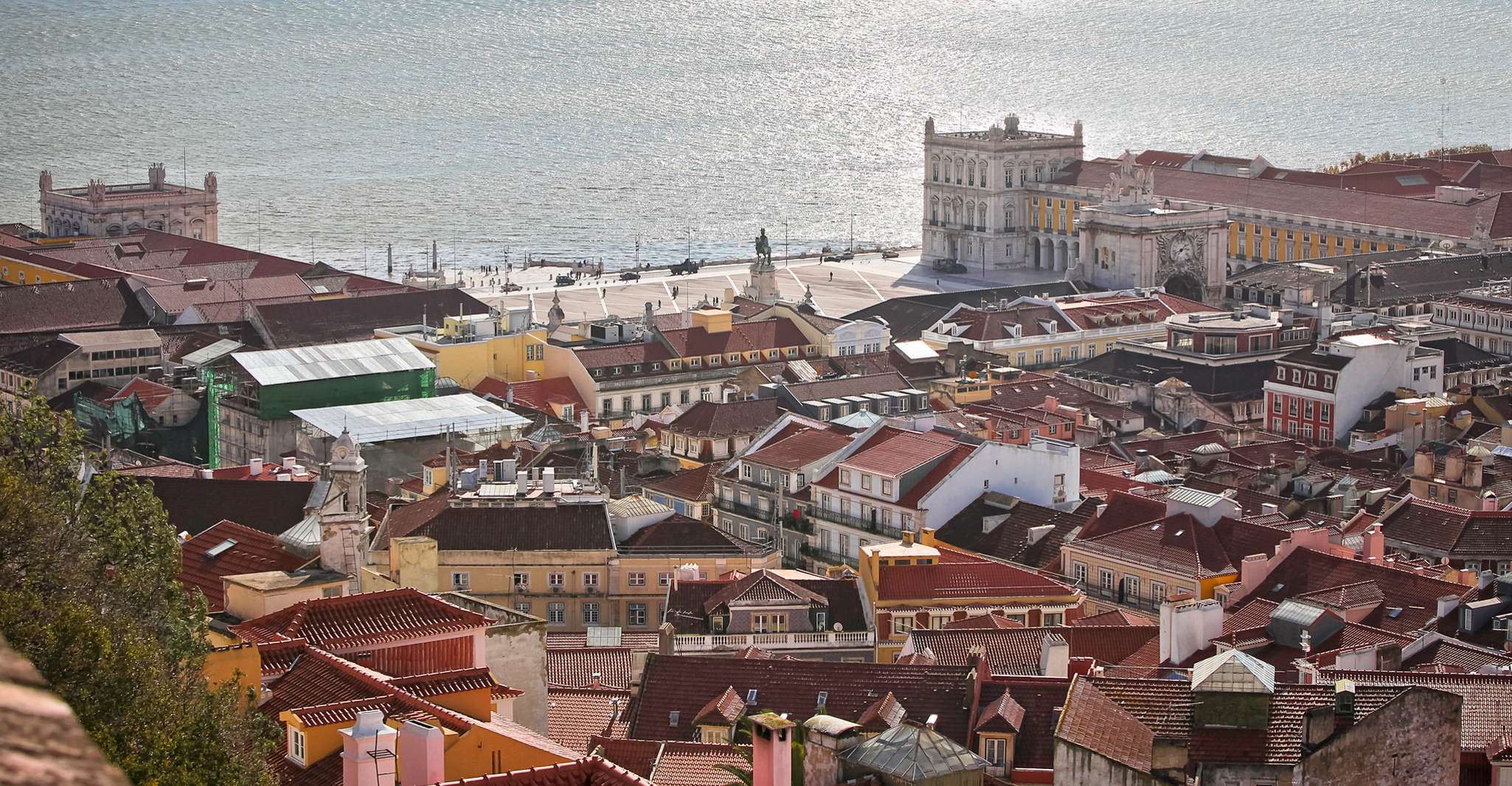 Lisbon: Private Full-Day Chauffeur Driven Tour