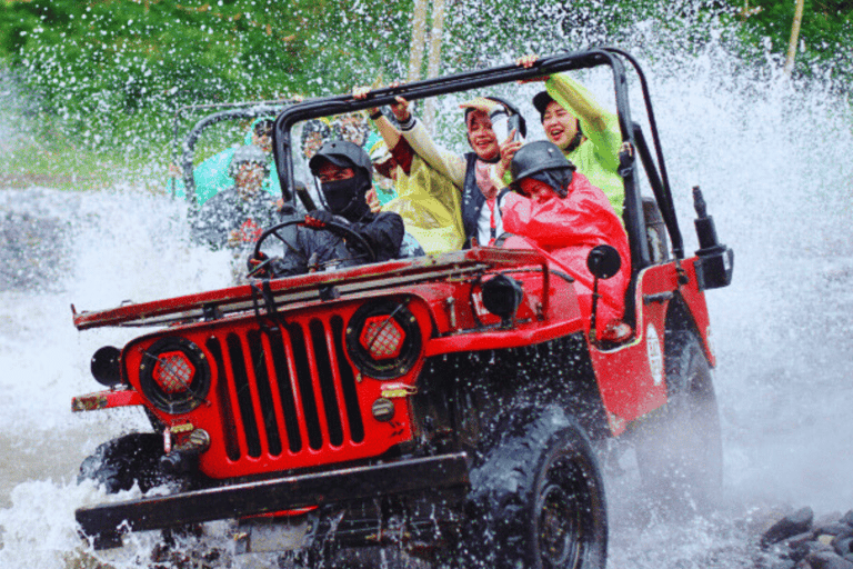 Yogyakarta : safari guidé en Jeep au mont Merapi avec prise en chargeYogyakarta : safari guidé en jeep au mont Merapi avec prise en charge