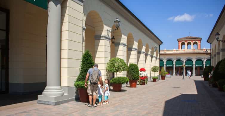 Milan: Serravalle Designer Outlet Roundtrip Bus Transfer photo 5