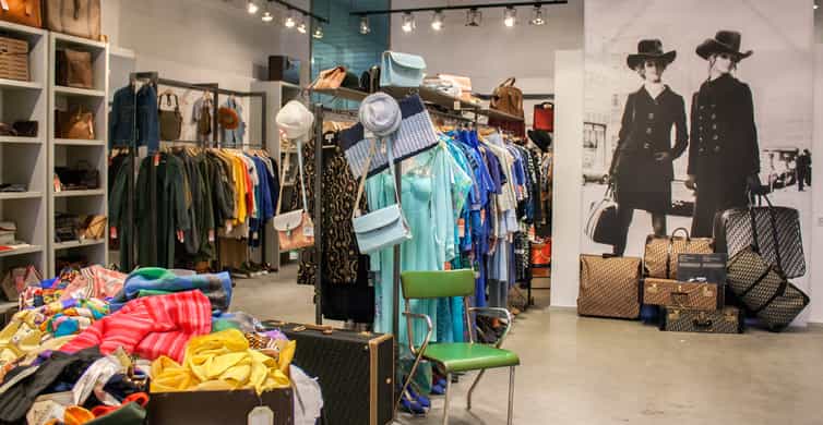 Milan: Serravalle Designer Outlet Roundtrip Bus Transfer photo 6