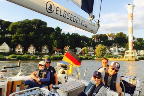 Auténtico viaje en velero "a las Puertas de Hamburgo", desde/hasta WedelTour guiado en alemán
