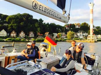 Echter Segeltörn "vor den Toren Hamburgs", ab/bis Wedel