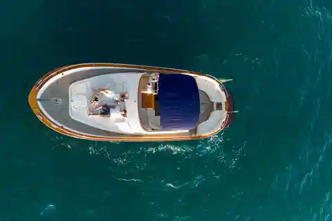 Tour Premium in barca della Costiera Amalfitana da Sorrento
