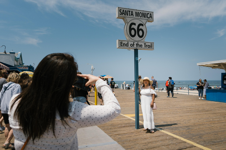 Santa Monica: Best of LA Tour with 3 Iconic Stops