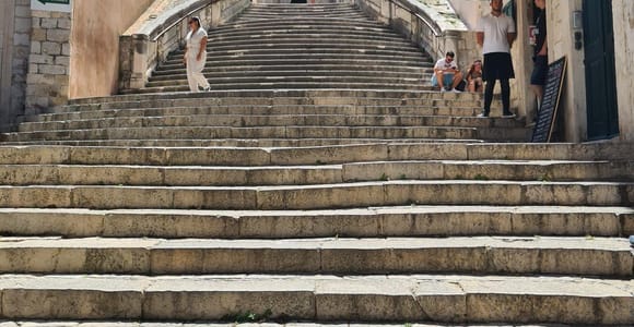 Dubrovnik: A Walk of Shame & Laughter Game of Thrones Tour