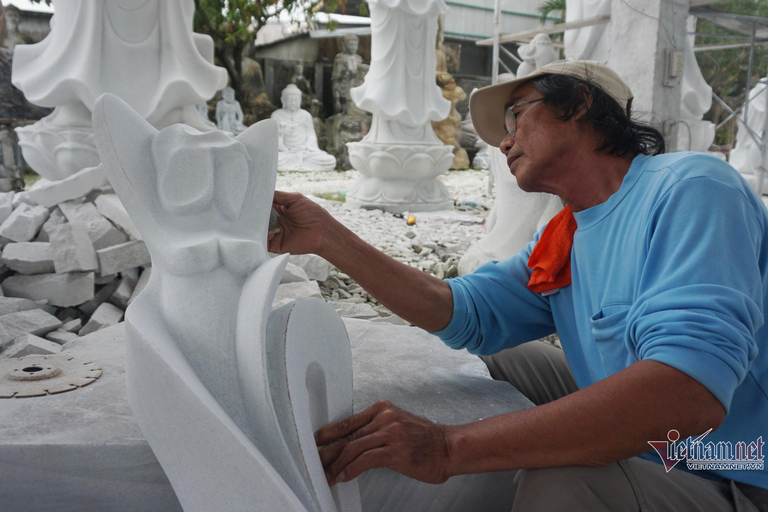 Hanoi Nhan Hien Sculpture Village or Hat and Incense Village Local Guide In Incense Village without Car Transfer & Ticket