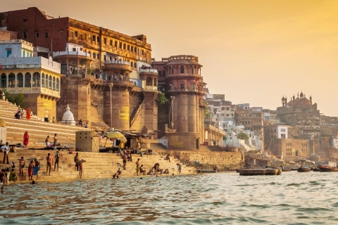 Varanasi en Sarnath-rondleiding van een hele dag met de auto
