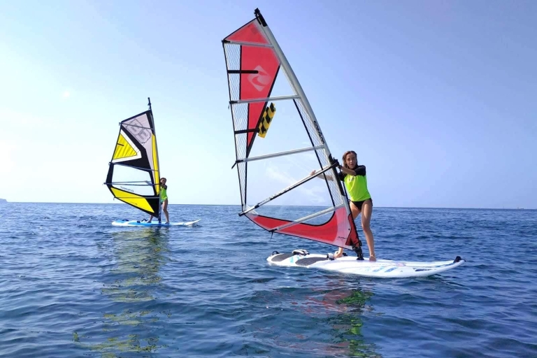 Palma de Mallorca: Windsurfing-Kurs für AnfängerPalma de Mallorca: 2-stündiger Windsurf-Anfängerkurs