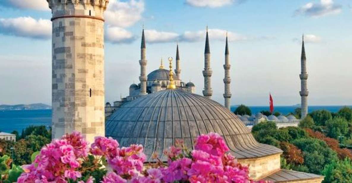 Стамбул экскурсионные туры с перелетом из москвы. Стамбул летом. Стамбул центр города. Истамбул лето. Экскурсия по Стамбулу.