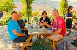 Porto: Douro-Tal-Tour mit 3 Weingütern und Mittagessen