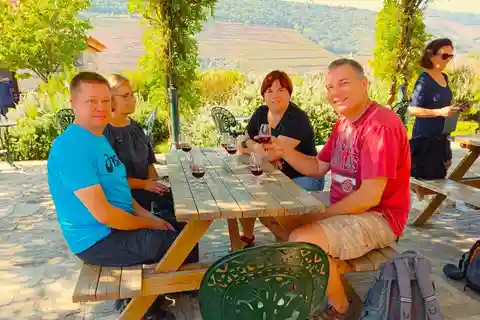 Oporto: Excursión por el Valle del Duero con 3 Bodegas y Almuerzo