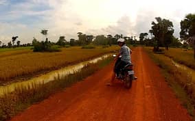 Siem Reap: 6-Hour Easy Rider Motorbike Tour