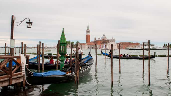 classic venice 2hour walking tour with basilica entry