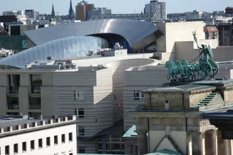 Berlin: 2-Hour Modern Architecture Tour