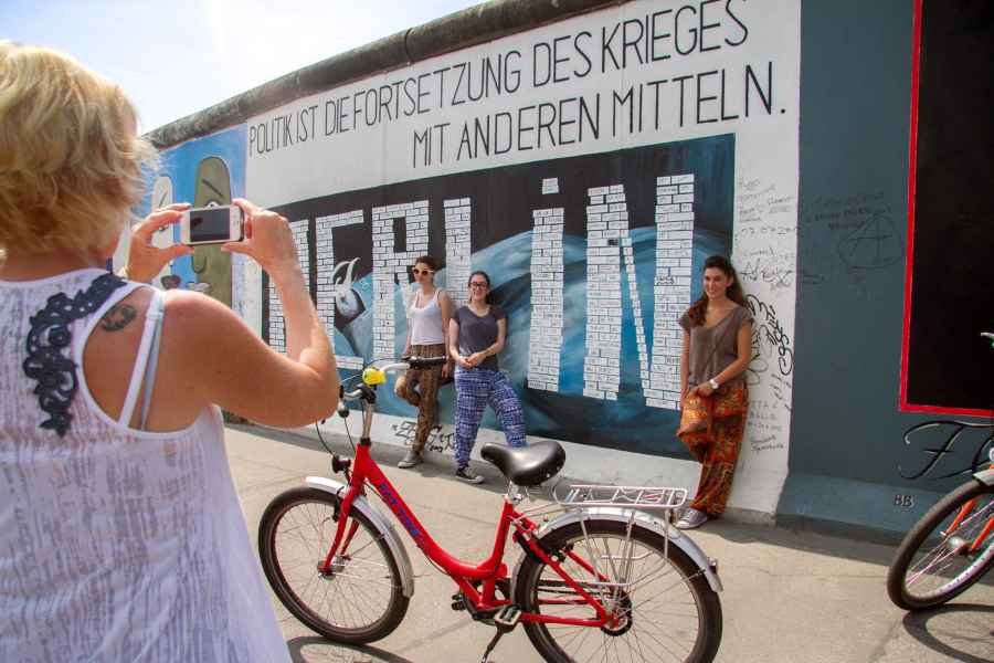 Berliner Mauer und Kalter Krieg: Fahrradtour. Foto: GetYourGuide