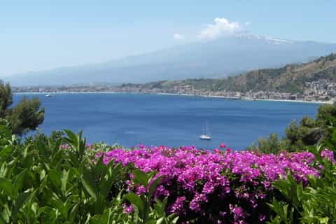Tour de 1 día a Castelmola y Taormina