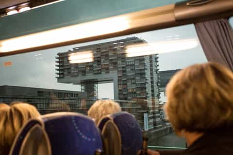 Cologne: 1.5-Hour Comedy Bus Tour
