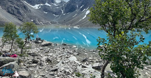 Tromsø: The Blue Lake Guided Hike with Snacks & Ferry Ride