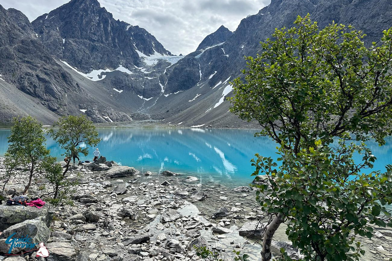 Tromsø: The Blue Lake Guided Hike with Snacks & Ferry Ride