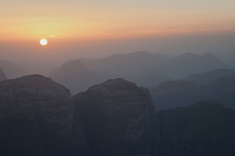 Wadi Rum: Hot Air Balloon Flight with Pickup