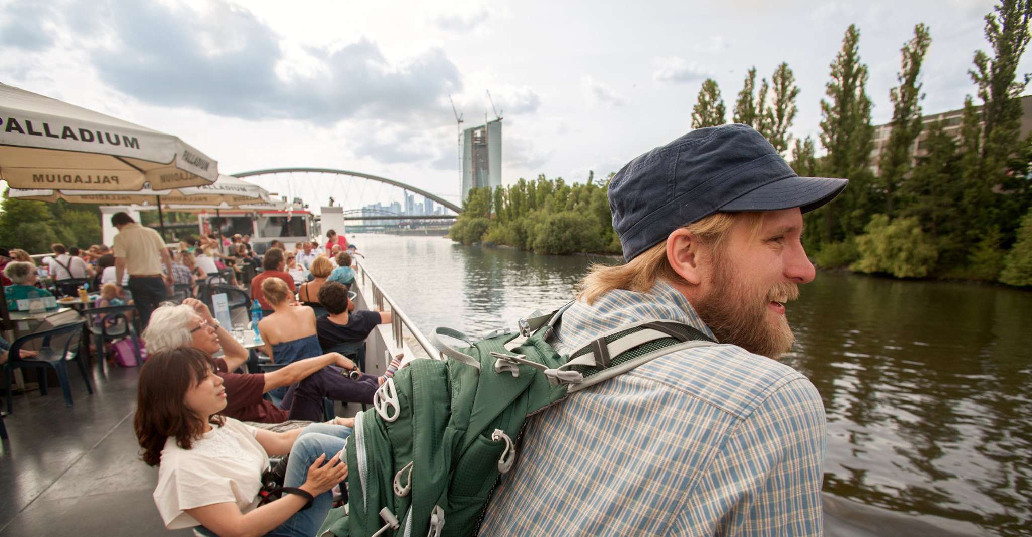 Frankfurt, 1-Hour Panorama Boat Cruise on the river Main - Housity