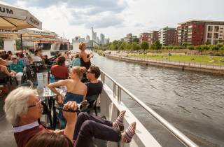 Frankfurt: 1-stündige Panorama-Bootsfahrt auf dem Main